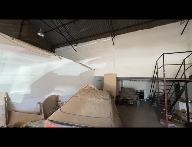250M² WAREHOUSE TO LET IN ISANDO
